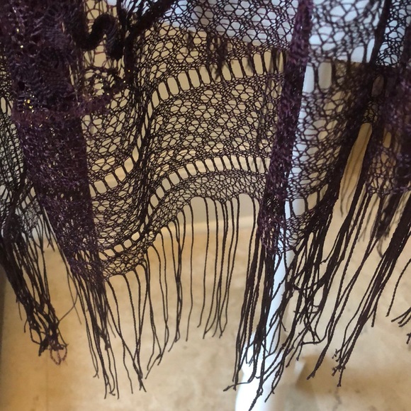 Boho Fringe Ruana - Picture 3 of 3